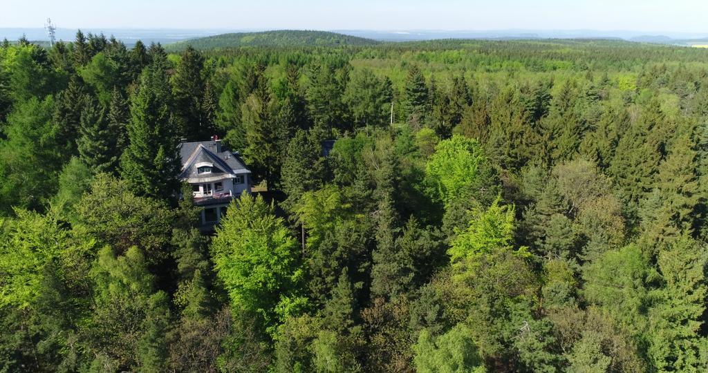 Villa Augustusberg Petrovice  ภายนอก รูปภาพ